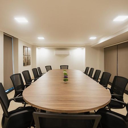 中央公园酒店 蒙特雷 外观 照片